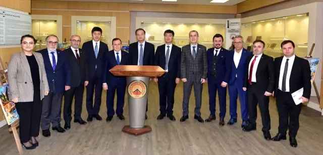Çin heyetine, Trabzon'daki iş olanakları konusunda bilgi verildi Çin heyetine, Trabzon'daki iş olanakları konusunda bilgi verildi
