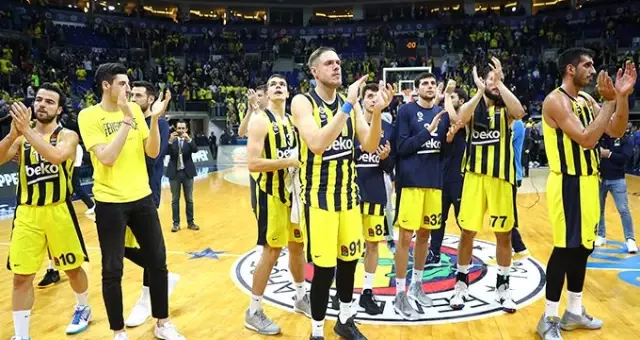 Fenerbahçe Beko, Khimki'yi 89-76 mağlup etti Fenerbahçe Beko, Khimki'yi 89-76 mağlup etti