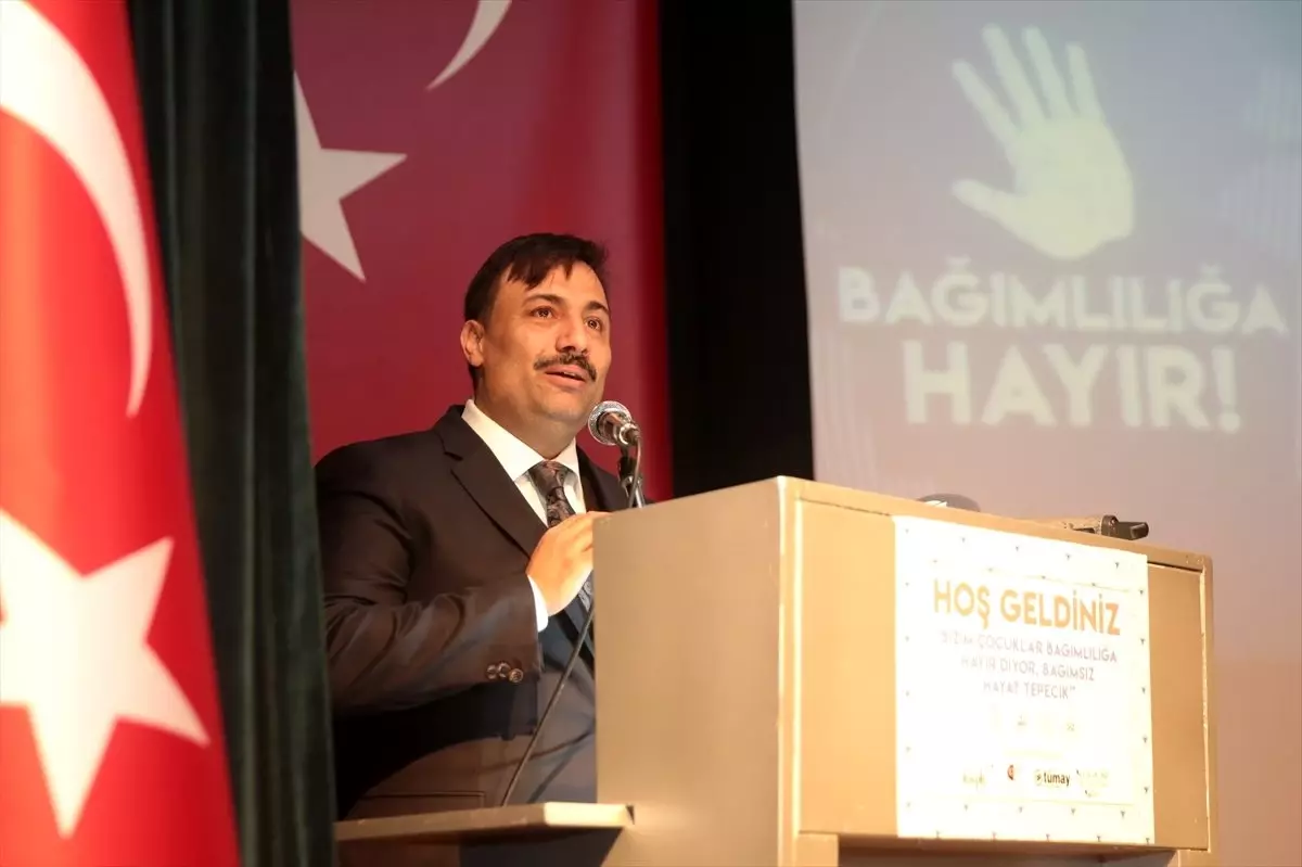 İzmir'de 'Bağımlığa Dur De' etkinliği