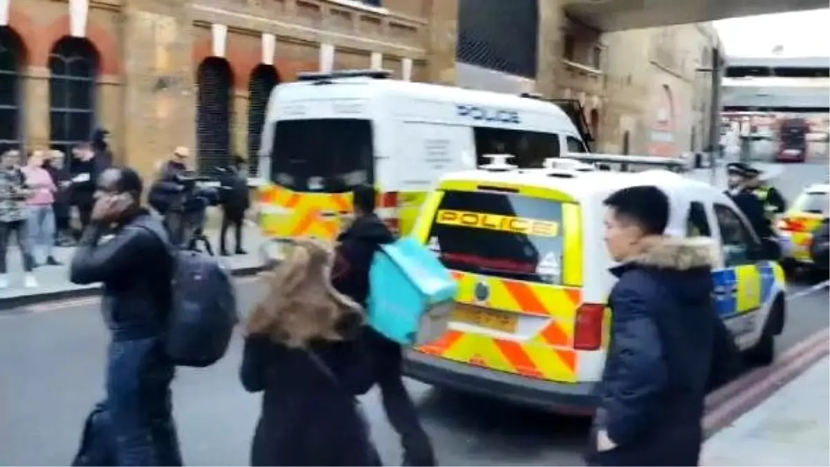 Londra Köprüsü'nde bıçaklı kavga, polis ateş açtı: 1 ölü, 5 yaralı