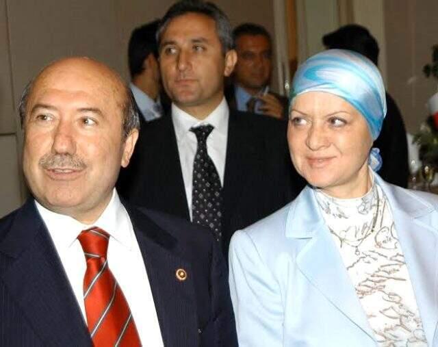 Kemal Unakıtan�a ait Üsküdar�daki villanın çatısı, belediye ekiplerince