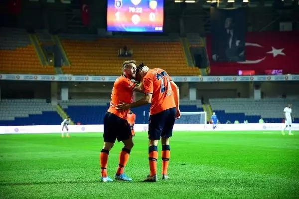 Başakşehir'de hedef Antalyaspor Başakşehir'de hedef Antalyaspor