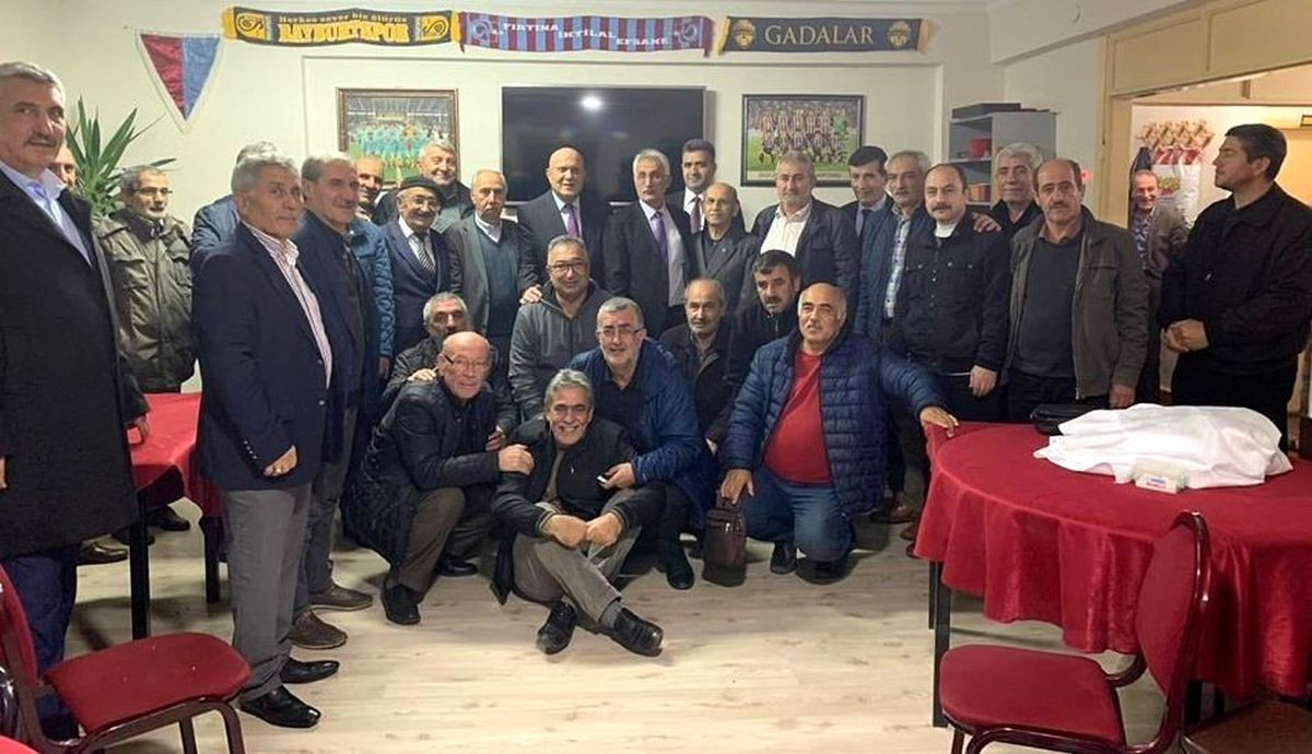 Başkan Pekmezci, Trabzon'daki Bayburt dernekleriyle bir araya geldi