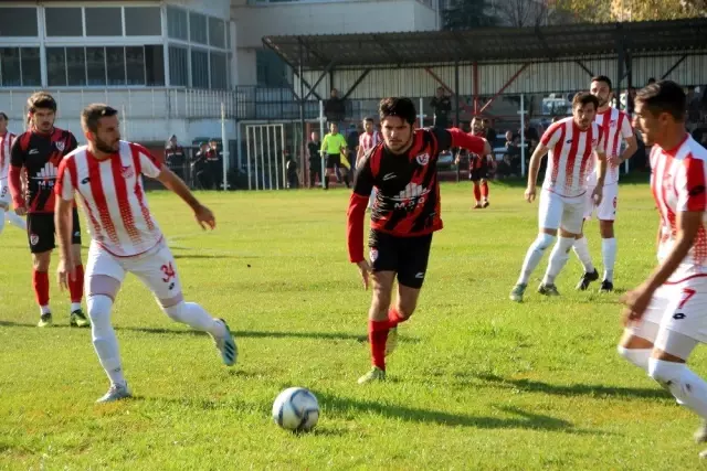 Bilecikspor deplasmanda farklı kazandı Bilecikspor deplasmanda farklı kazandı