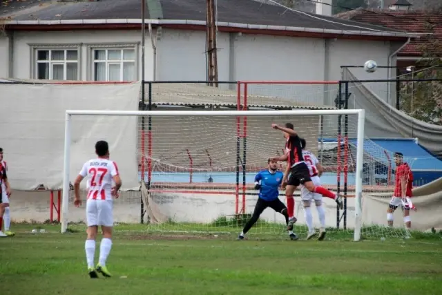 Bilecikspor deplasmanda farklı kazandı Bilecikspor deplasmanda farklı kazandı
