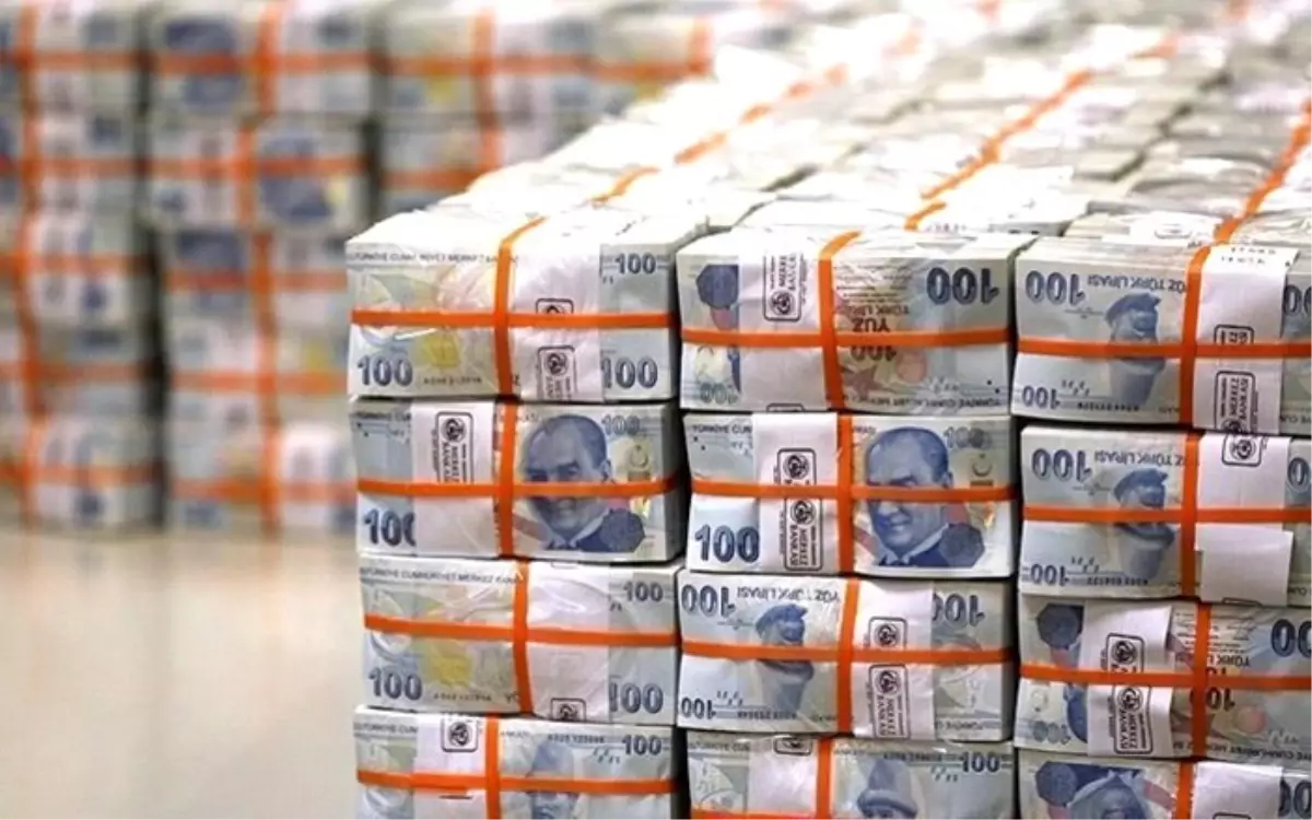 Milyonerlerin toplam mevduatı 180 milyar lira arttı