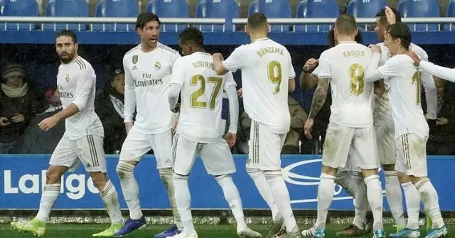 Real Madrid maç fazlasıyla zirveye oturdu