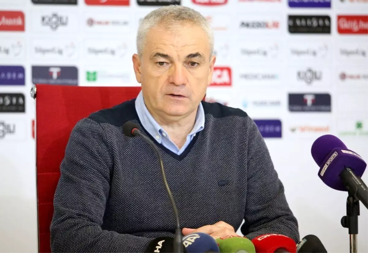 Rıza Çalımbay: 'Disiplin içindeyiz'