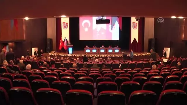 Trabzonspor'un olağan mali genel kurulu (1) Trabzonspor'un olağan mali genel kurulu (1)