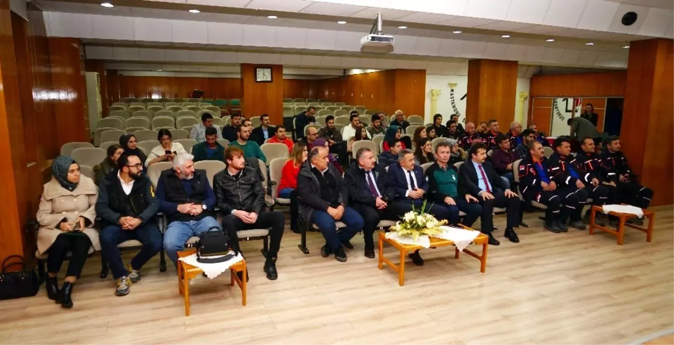 AFAD'dan gönüllüler için bilgilendirme toplantısı