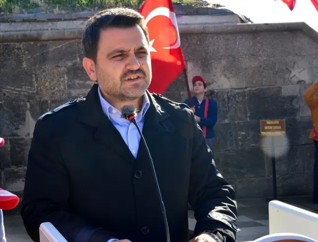 Çanakkale Savaşları kahramanı Seyit Onbaşı vefatının 80'inci yılında anıldı Çanakkale Savaşları kahramanı Seyit Onbaşı vefatının 80'inci yılında anıldı