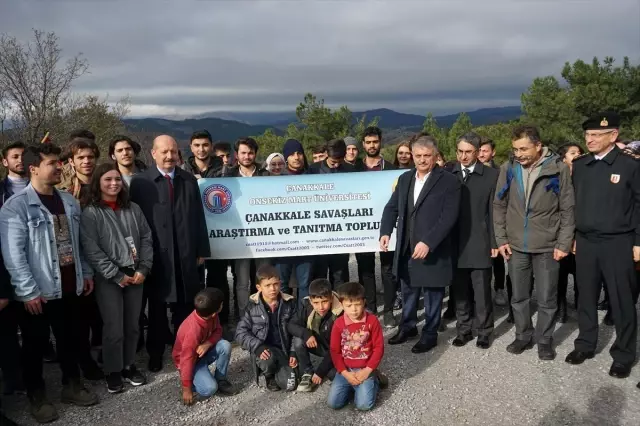 Çanakkale Savaşları kahramanlarından Seyit Onbaşı kabri başında anıldı Çanakkale Savaşları kahramanlarından Seyit Onbaşı kabri başında anıldı