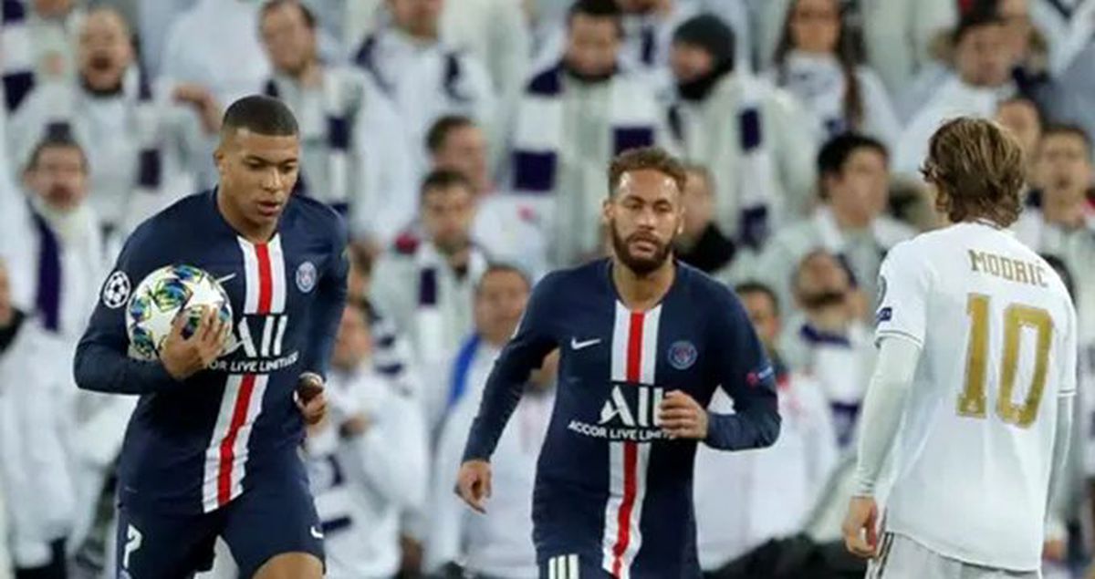 Fransa'da Monaco-PSG maçı ertelendi!