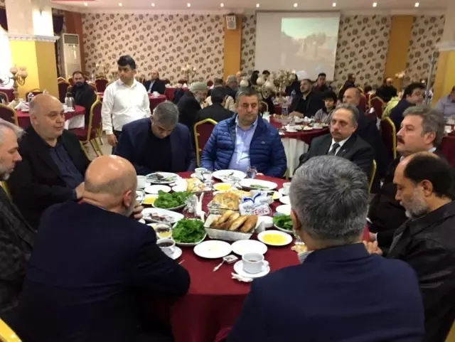 İlim Hikmet Vakfı Yönetim Kurulu Başkanı Fatih Kaya, 'Suriye'deki 805 okulun kütüphanesi yeniden... İlim Hikmet Vakfı Yönetim Kurulu Başkanı Fatih Kaya, 'Suriye'deki 805 okulun kütüphanesi yeniden...