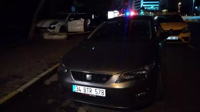İstanbul'da iki araca yönelik silahlı saldırıda bir kişi yaralandı İstanbul'da iki araca yönelik silahlı saldırıda bir kişi yaralandı