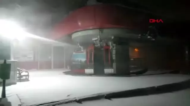 Kayseri erciyes'teki tipide mahsur kalan 6 kişi kurtarıldı Kayseri erciyes'teki tipide mahsur kalan 6 kişi kurtarıldı