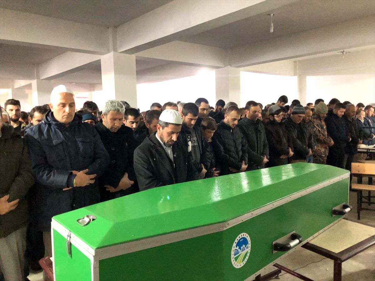 Sakarya'da gölde boğulan gencin cenazesi defnedildi