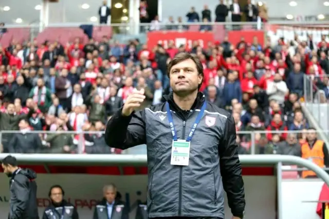 TFF 2. Lig: Samsunspor: 3 - Sarıyer: 0 TFF 2. Lig: Samsunspor: 3 - Sarıyer: 0