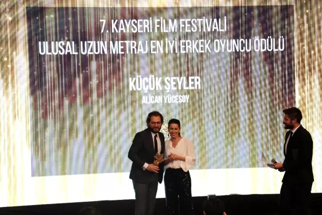 Altın Çınar 'Omar ve Biz'in