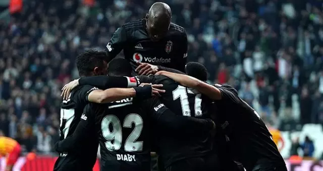 Beşiktaş'ın gol anonsu, engellere takılmayan Buket Durmuş'tan