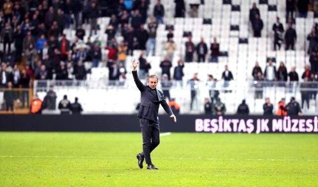 Beşiktaş taraftarı, Abdullah Avcı ile barıştı!
