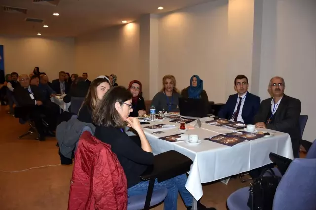 Engelli bireylerin sorunları 'Engelsiz Yaşam Çalıştayı'nda ele alındı Engelli bireylerin sorunları 'Engelsiz Yaşam Çalıştayı'nda ele alındı