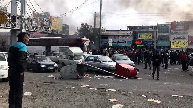 İran'daki protestolarda bilanço ağırlaşıyor: Ölü sayısı 208'e yükseldi