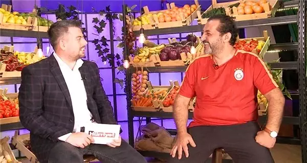 Şef Mehmet Yalçınkaya: 'Ünlü futbolculara el altından krema veriyorduk' Şef Mehmet Yalçınkaya: 'Ünlü futbolculara el altından krema veriyorduk'