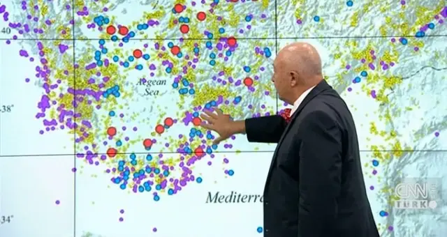 Deprem uzmanı Ahmet Ercan: İstanbul'da 2045 yılında gerçekleşecek 2 büyük deprem bekliyorum Deprem uzmanı Ahmet Ercan: İstanbul'da 2045 yılında gerçekleşecek 2 büyük deprem bekliyorum