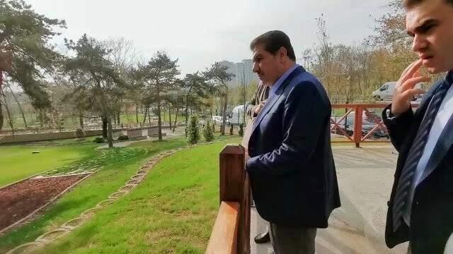 Tevfik Göksu, İmamoğlu'nun 'Burada yürümeden Meclis'e gelme' diye espri yaptığı o bahçenin tanıtımını yaptı