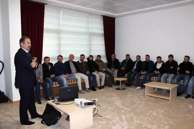 Türkeli'de ağaç sektörünün geliştirilmesi semineri Türkeli'de ağaç sektörünün geliştirilmesi semineri
