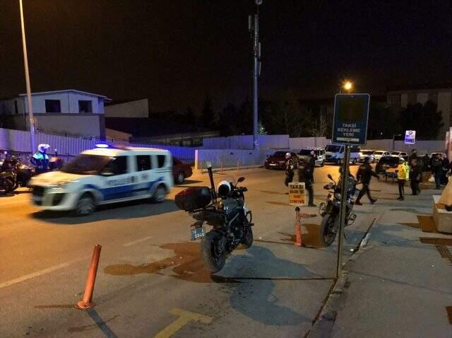 Bursa'da kavga ihbarına giden polis memuru başından vuruldu