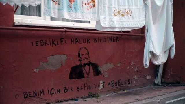 Çukur'un Haluk Bilginer'e Emmy selamı büyük alkış topladı