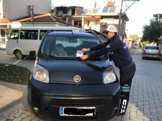 Engelli rampalarına park eden araçlara duyarlılık mesajı Engelli rampalarına park eden araçlara duyarlılık mesajı