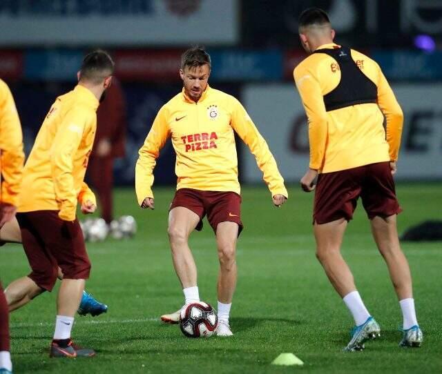 Galatasaray'da Lemina ve Feghouli sakatlandı!