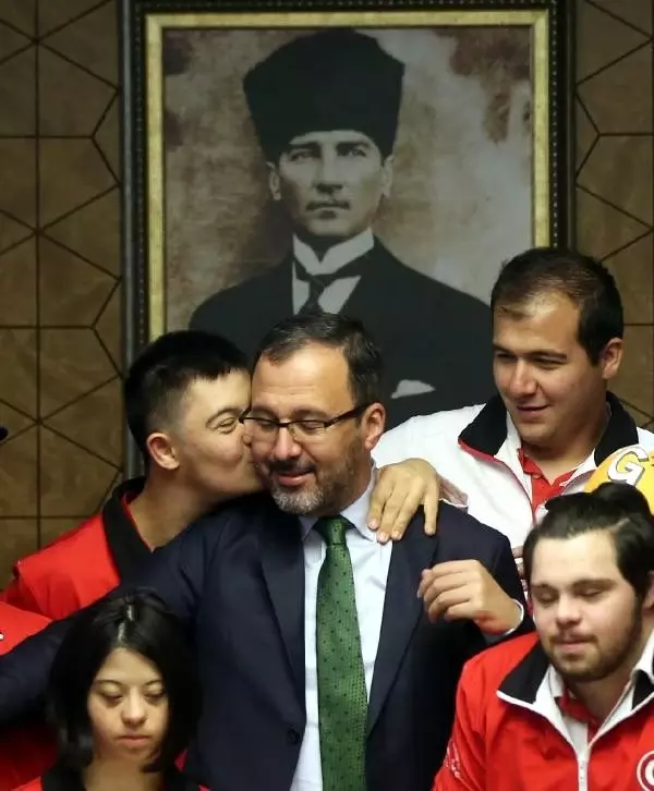 Gençlik ve Spor Bakanlığı'ndan engelli milli sporculara burs imkanı