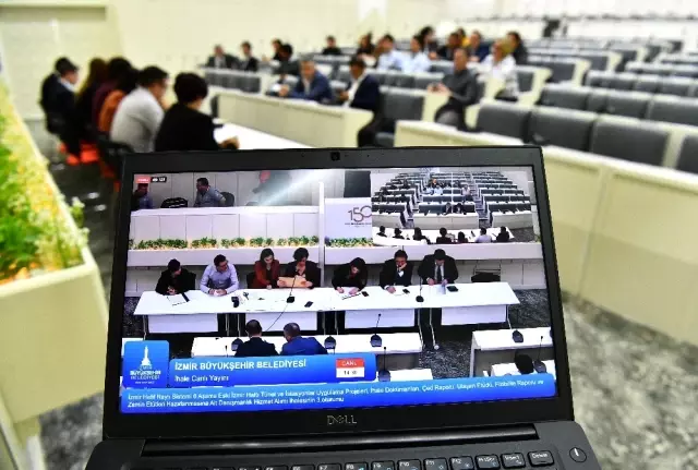 İzmir'in en uzun metro hattı ihalesi için 6 firma yarıştı İzmir'in en uzun metro hattı ihalesi için 6 firma yarıştı