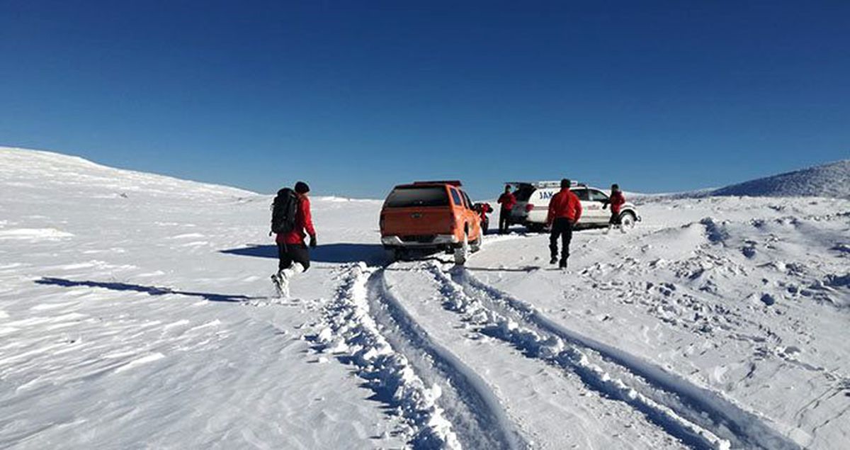 Uludağ'da kaybolan iki dağcının ayak izleri bulundu