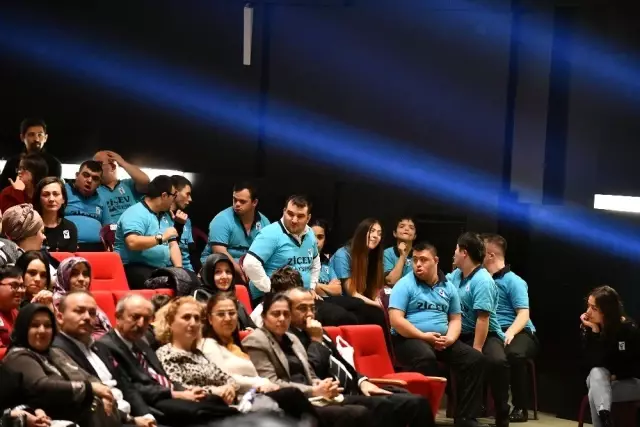 Özel çocuklar yararına 'Umut' konseri Özel çocuklar yararına 'Umut' konseri