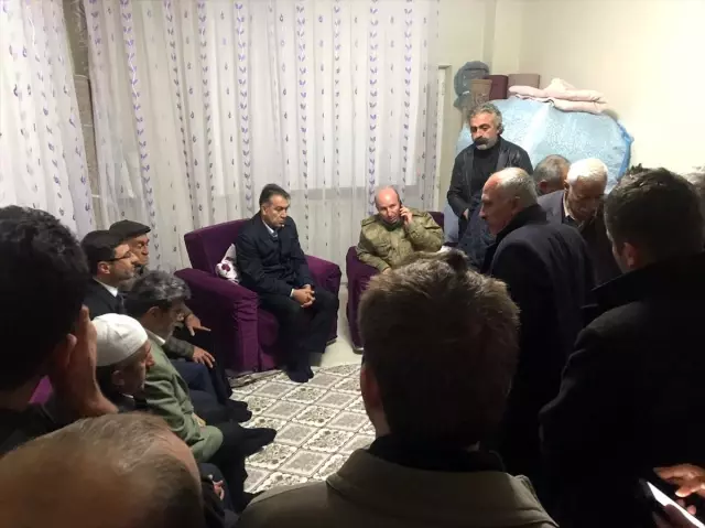 Pençe-3 Harekatı'nda şehit olan askerin Bitlis'teki ailesine şehadet haberi verildi