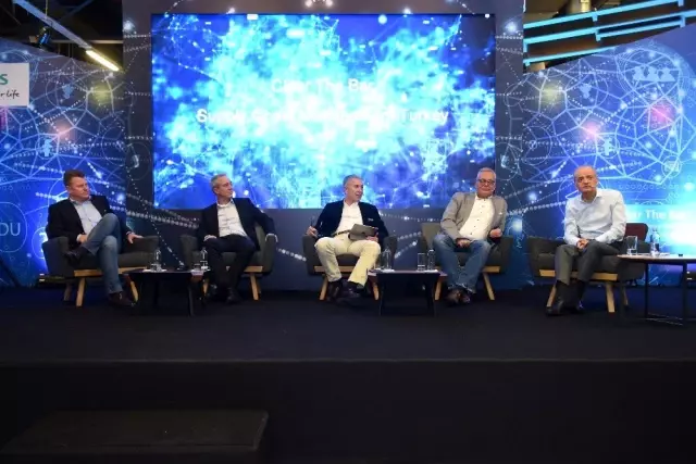 Siemens Tedarik Zinciri Yönetimi geleneksel yılsonu toplantısını gerçekleştirdi Siemens Tedarik Zinciri Yönetimi geleneksel yılsonu toplantısını gerçekleştirdi