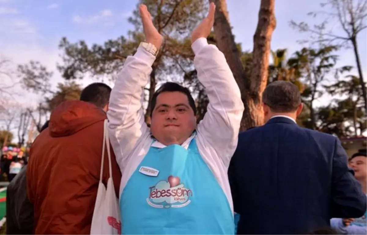 'Tebessüm Kahvesi'nin ikinci şubesi açıldı