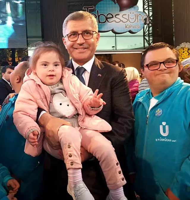 'Tebessüm Kahvesi'nin ikinci şubesi açıldı 'Tebessüm Kahvesi'nin ikinci şubesi açıldı