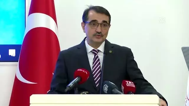 Bakan Dönmez: 'Enerji arz güvenliği açısından bir sıkıntı yok' Bakan Dönmez: 'Enerji arz güvenliği açısından bir sıkıntı yok'