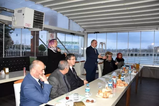 Başkan Kılıç, engelli vatandaşları evlerinde ziyaret etti Başkan Kılıç, engelli vatandaşları evlerinde ziyaret etti