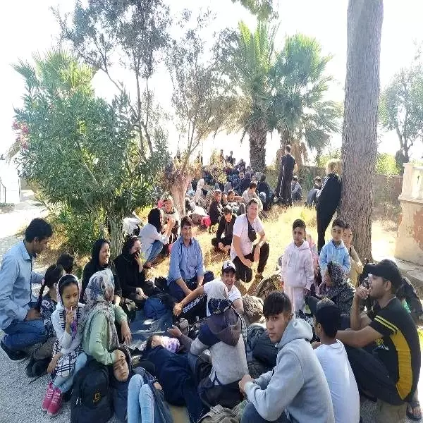 Çanakkale'de 180 kaçak göçmen yakalandı