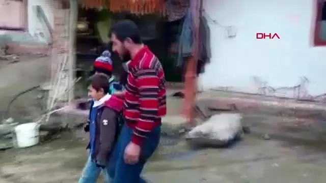 Çorum kardeşlerin zorlu okul yolculuğu