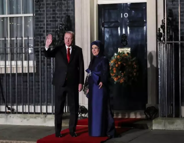 Cumhurbaşkanı Erdoğan, liderler gayriresmi akşam yemeğine katıldı Cumhurbaşkanı Erdoğan, liderler gayriresmi akşam yemeğine katıldı