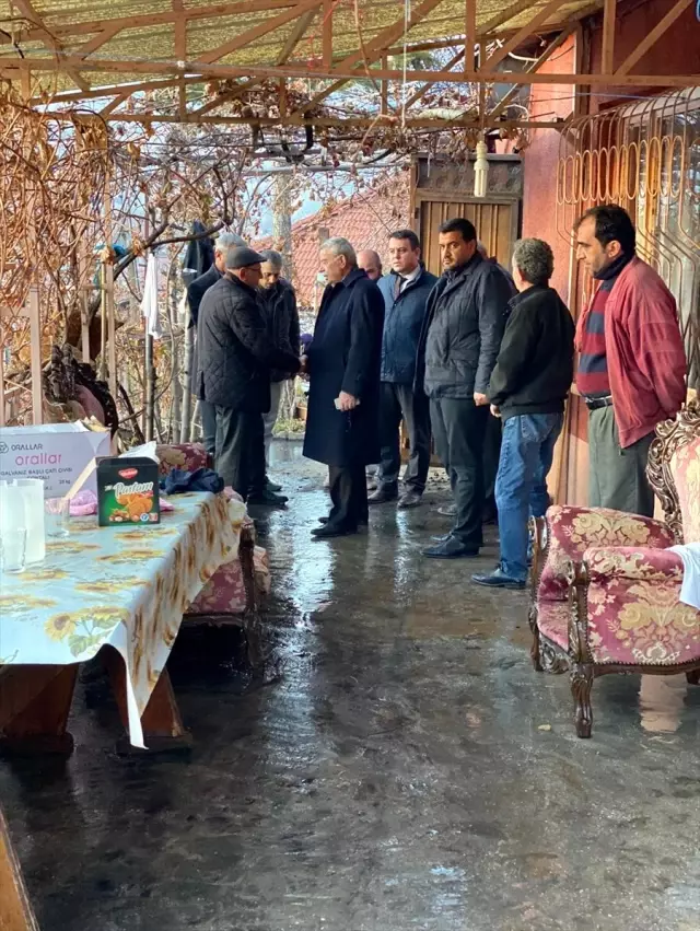 Doğanşehir Belediye Başkanı Vahap Küçük, evi yanan vatandaşı ziyaret