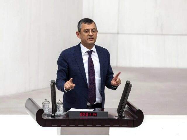 Erdoğan'ın veto edip Meclis'te gönderdiği 'filtre' yasası yoğun tartışmalara neden oldu